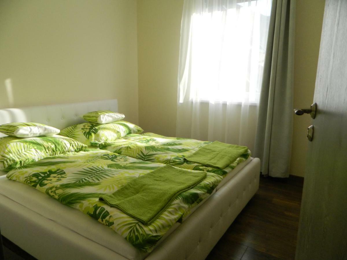 Greento Apartman Balatonfoldvar Exterior photo